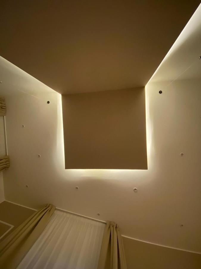 Salotto Toledo Bed & Breakfast Наполи Екстериор снимка
