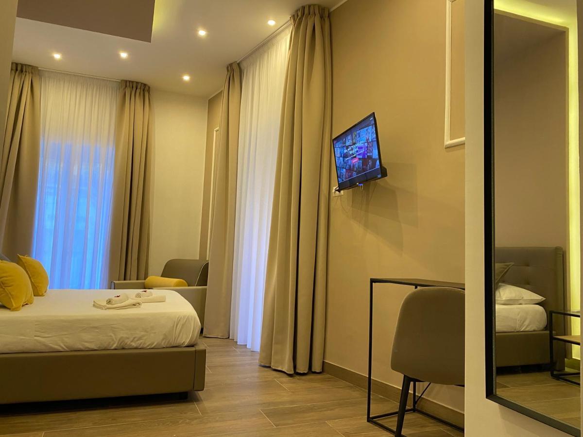 Salotto Toledo Bed & Breakfast Наполи Екстериор снимка